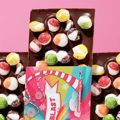 Rainbow Blast suklaalevy 120g