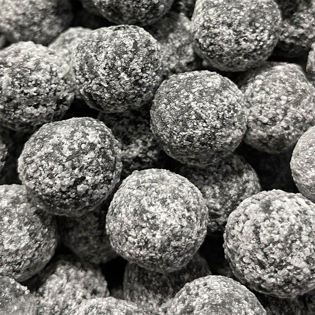 Black Death Ultra Sour maailman kirpein karkki 16kpl
